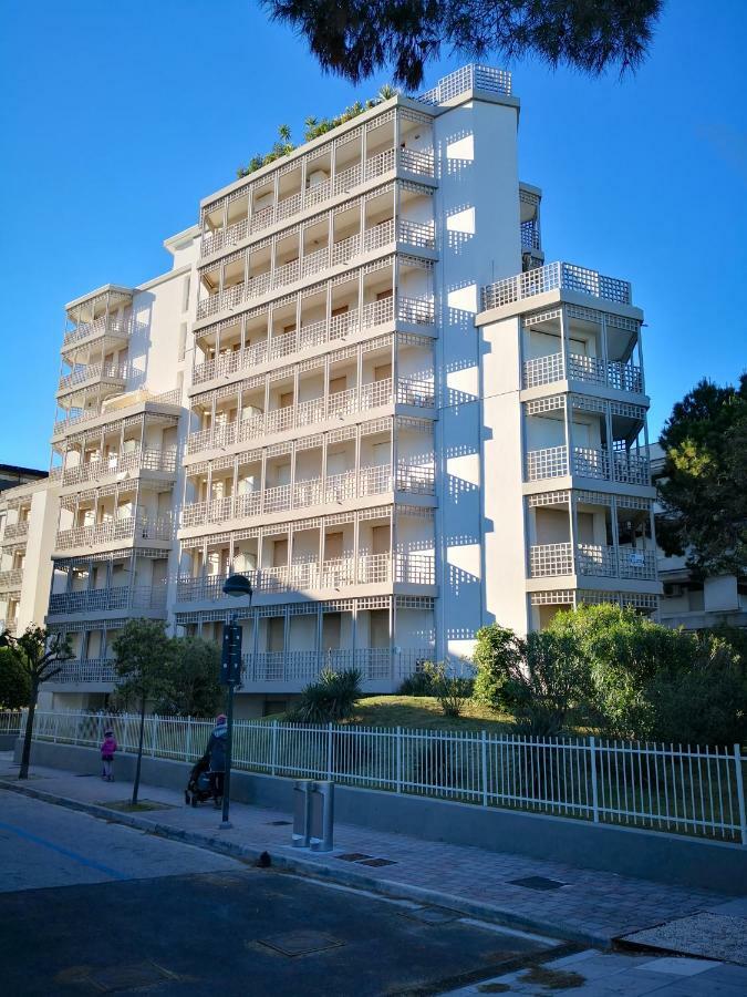Lungomare Sabbiadoro Βίλα Λινιάνο Σαμπιαντόρο Εξωτερικό φωτογραφία